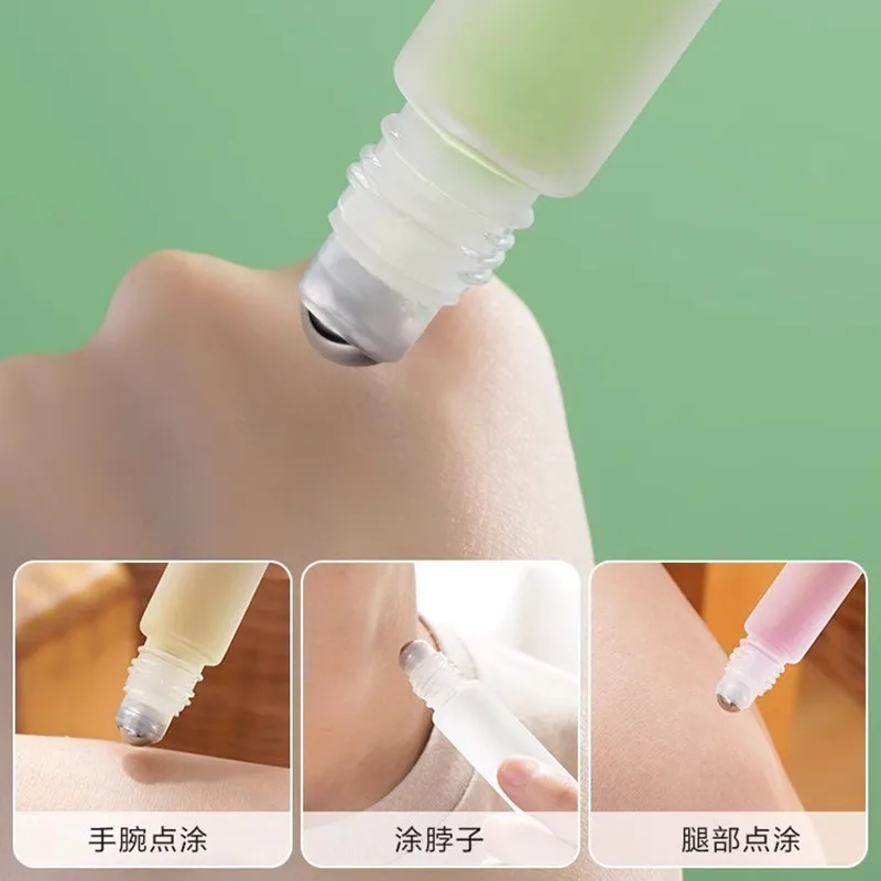 200pcs High Quality 5ml 10ml clear Roller Ball Matte Glass Roll on Bottle with Wood Bamboo Lid 2