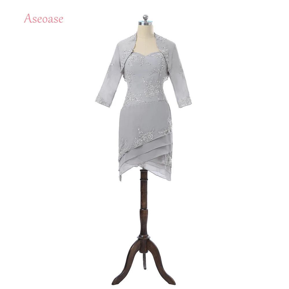 

Silver Mother Of The Bride Dresses Sheath Knee Length Chiffon Appliques Beaded Short Groom Mother Dresses For Wedding