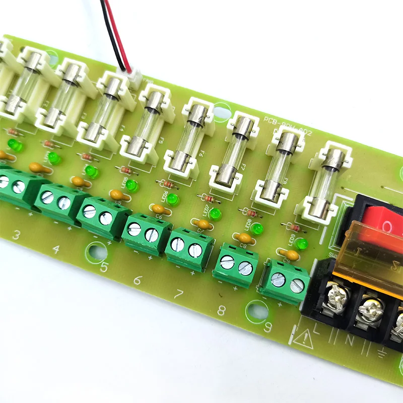 Output a Placa de Distribuição Bloco Terminal para a Monitoração Centralizada da Fonte de Alimentação Caixa de Poder do Cctv C.c. Pwb 9-way 5v 12v 24v