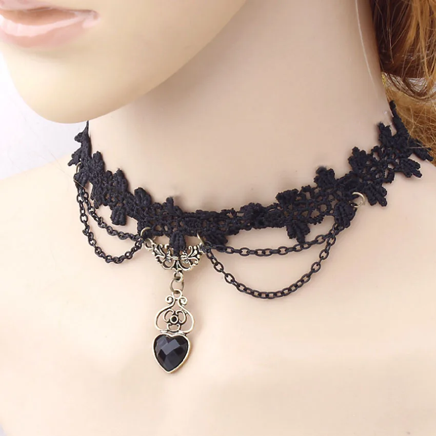 Collana Girocollo Gotica Con Fiore In Pizzo E Nappa, Nero, Gioiello Donna Regolabile