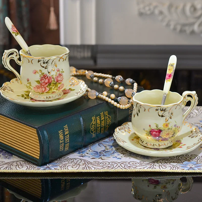 Lvory Porcelain Teacup and Saucer 250ml High-quality Ceramic Coffee Cup Rose Flower Black Tea Cup Set European Style Drinkware