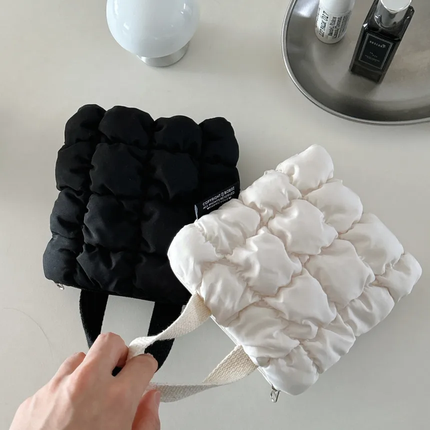 1 Stück Mini-Kosmetiktasche, Wolken-Hüfttasche, leicht, solide, sicherer Knopfverschluss mit dekorativer Geldbörse und Kopfhörertasche – Detail 1
