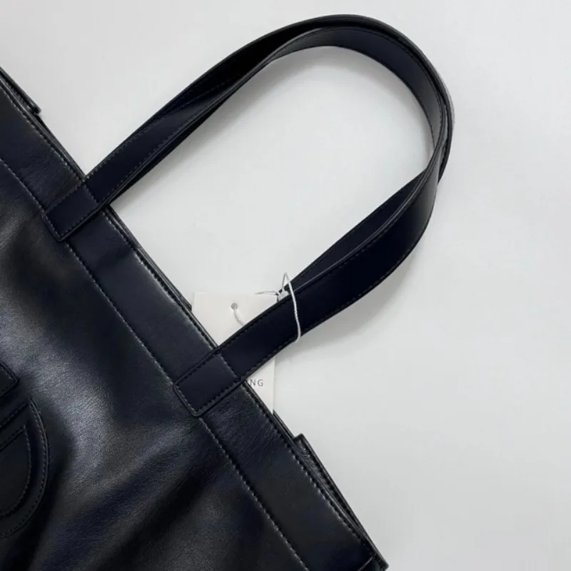 2024 New Genuine Leather Bag Black Casual Shoulder Bag