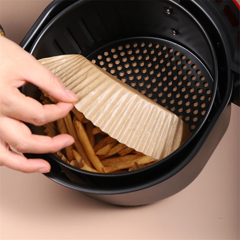 50PCS Round Baking Paper for Hot Air Fryer Non-Stick Oilproof Disposable  Paper Frying Pan Oven Microwave Accessories Non Porous Baking Trays  Waterproof Grease-Resistant & Heat Resistant 25pcs Brown 