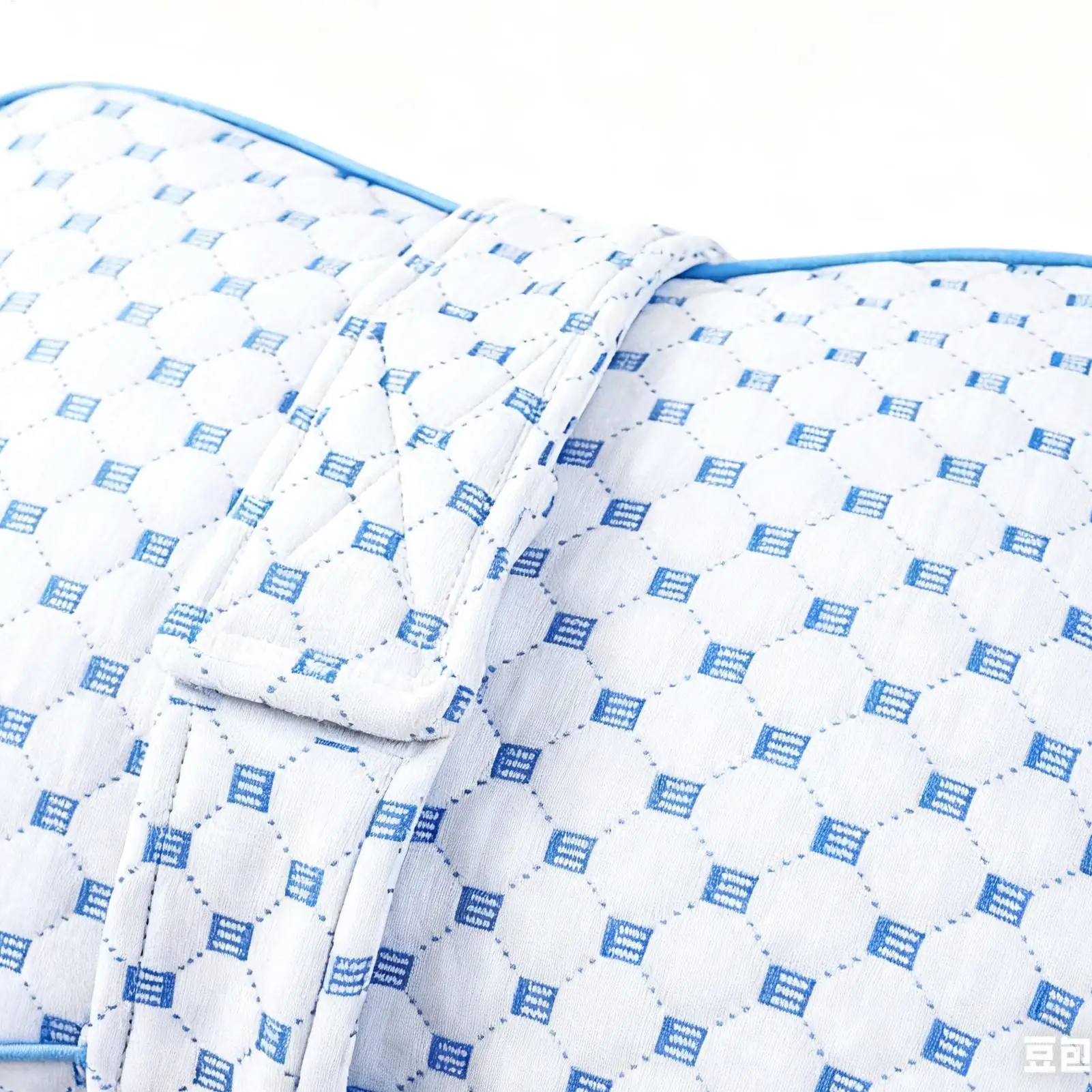 Side Sleeper Pillow Between Legs Cervical Relief With Strap Hip Sleeping Support Cushion For Back Joint Recovery Pregnancy