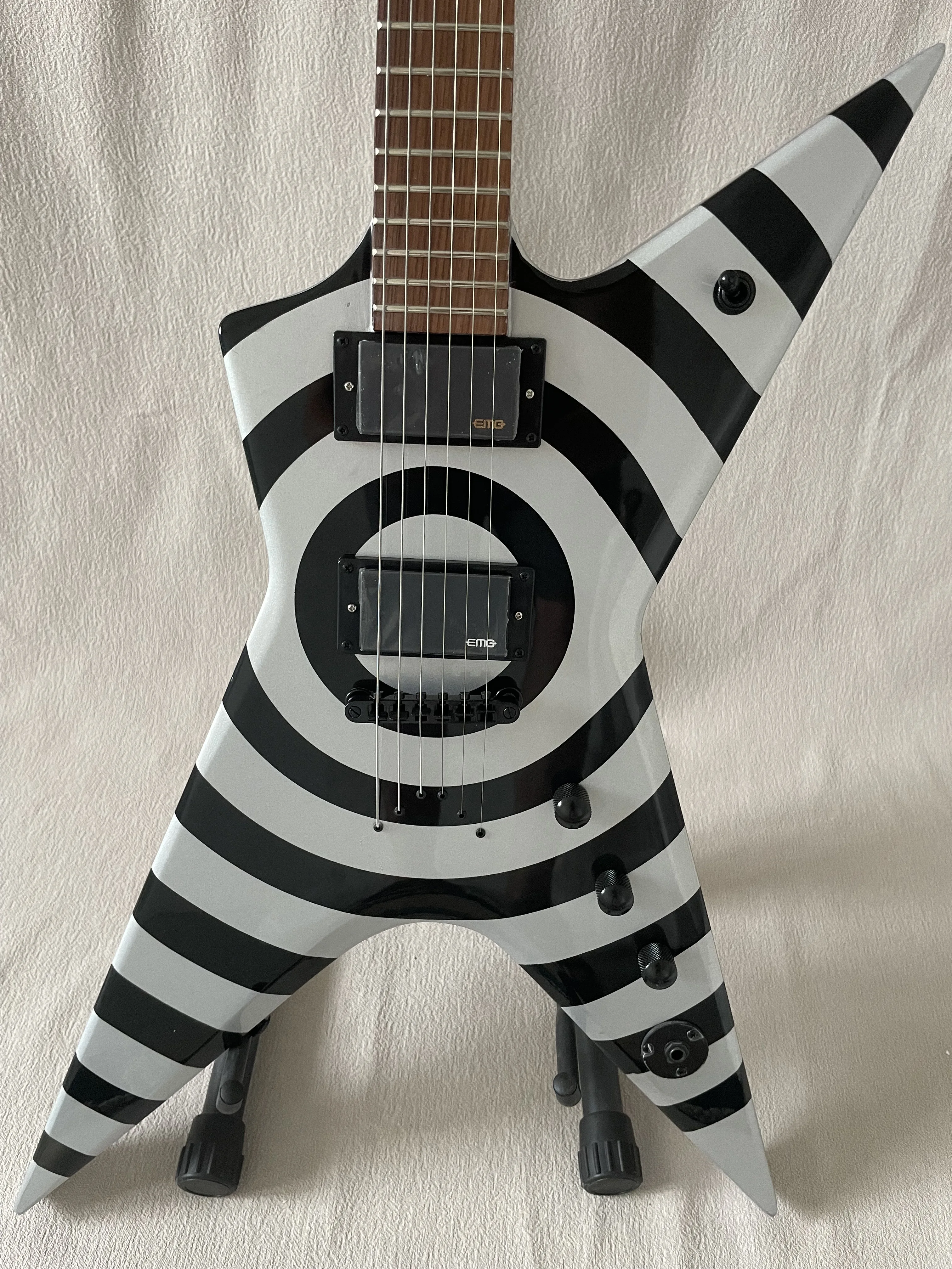 限定品！ washburn DIME3 Ｗhite Lihtning Custom Washburn Dimebag Darrell Electric Guitar Stealth Bullseye
