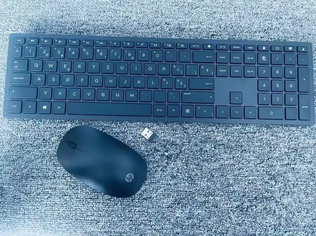 HPラップトップ用の超薄型サイレントワイヤレスキーボードと