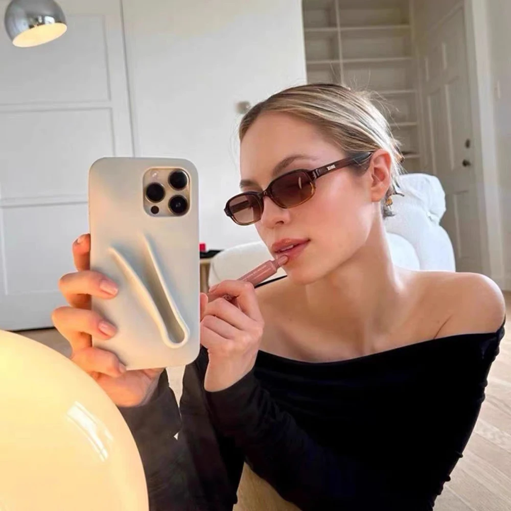 Gloss Soft Silicone Case Cover For iPhone 6 6S 7 8 X XS XR SE 11 12 13 Mini 14 15 Pro Max Plus can be installed lipstick