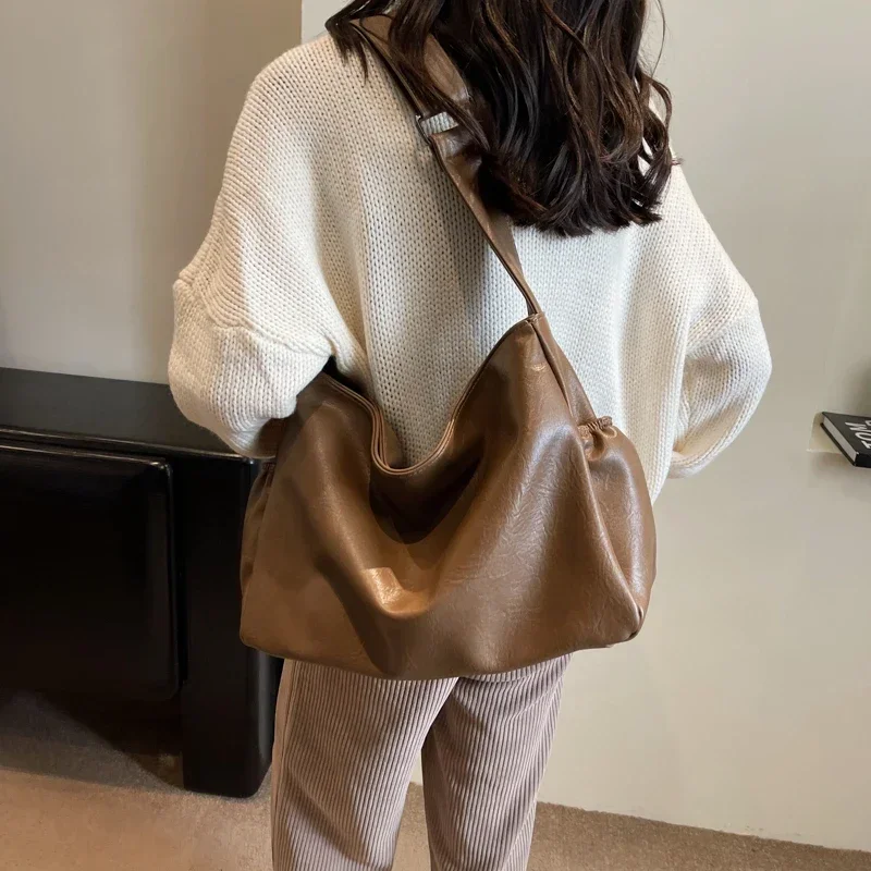 

2024 осень/зима Женская Сумка через плечо высокого качества универсальная простая Женская Сумка через плечо из искусственной кожи Женская Сумка 여방 방