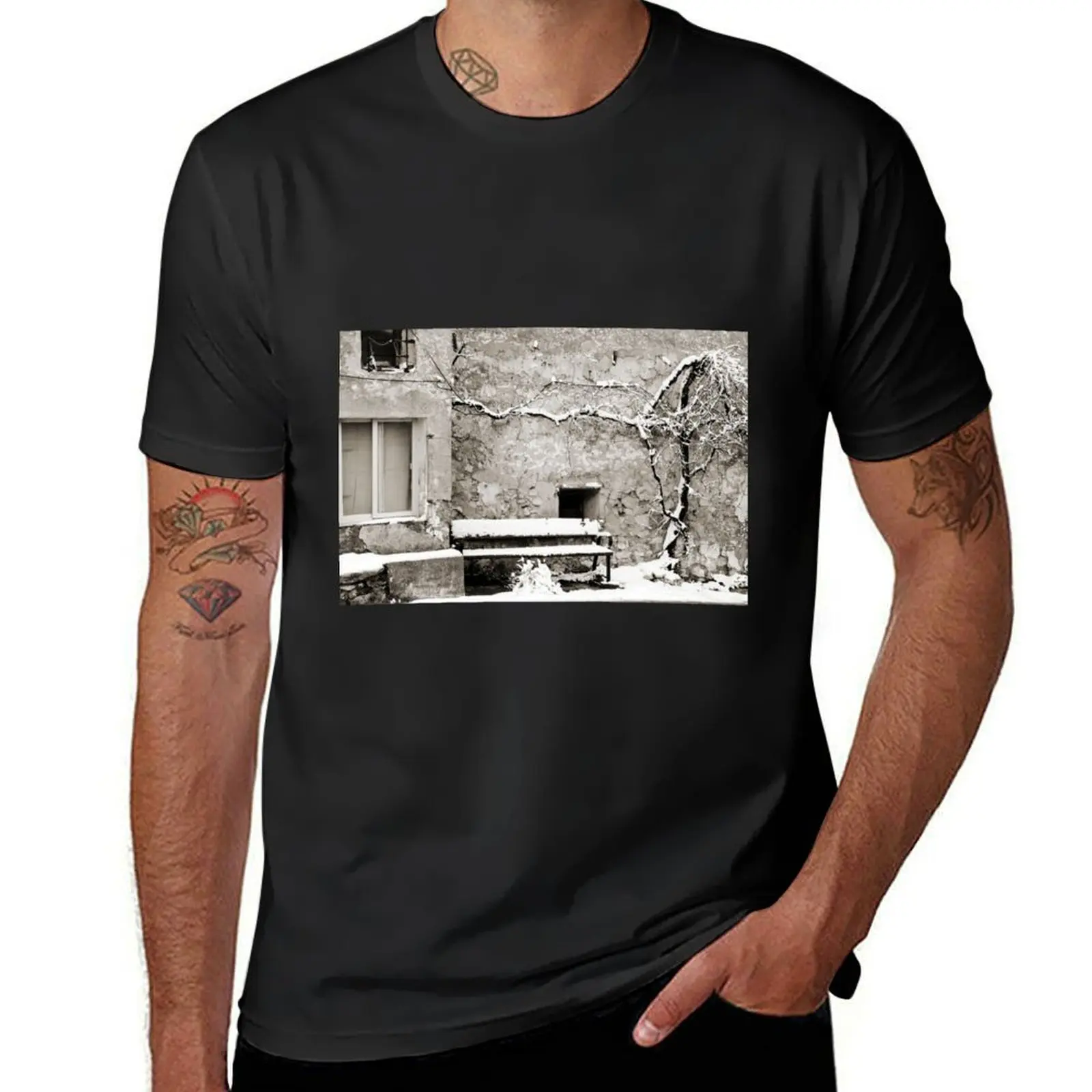 

Snow T-Shirt sports fans vintage clothes Aesthetic clothing Men's clothing