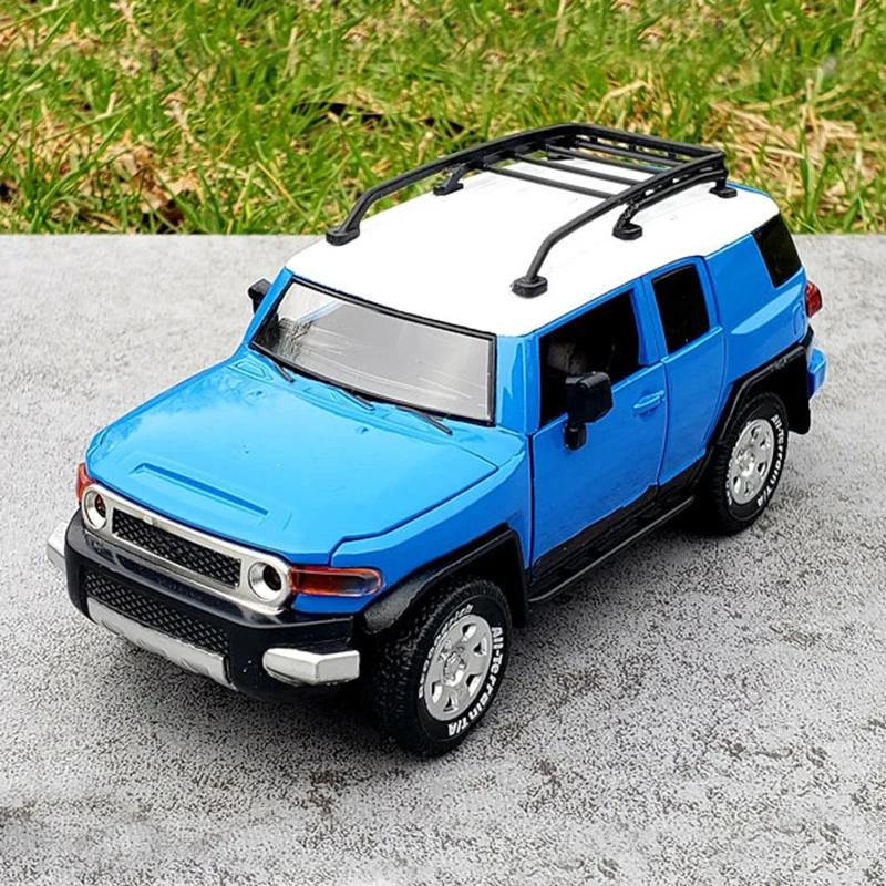 High Simulation 1:32 Alloy FJ Cruiser SUV Car Model Diecasts Metal Off-road Vehicles Pull Back Car Sound Light Kids Gifts Toy