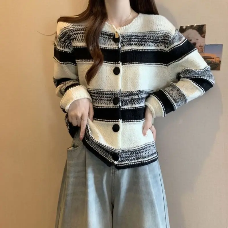 

Черно-белый полосатый вязаный кардиган, Женская свободная повседневная верхняя одежда, пальто