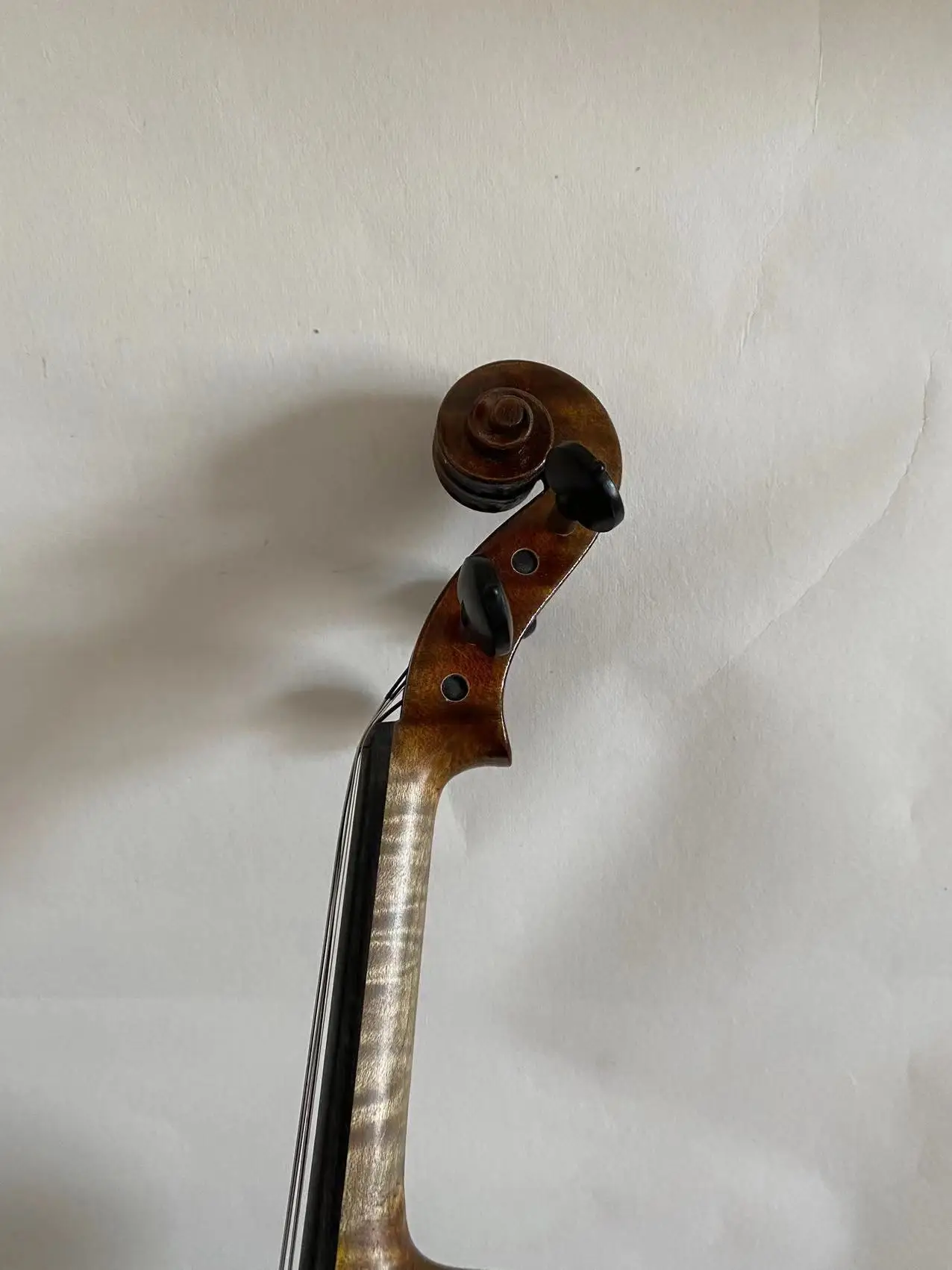 4/4 size violin Solid spruce top and maple back 04 antique style violin