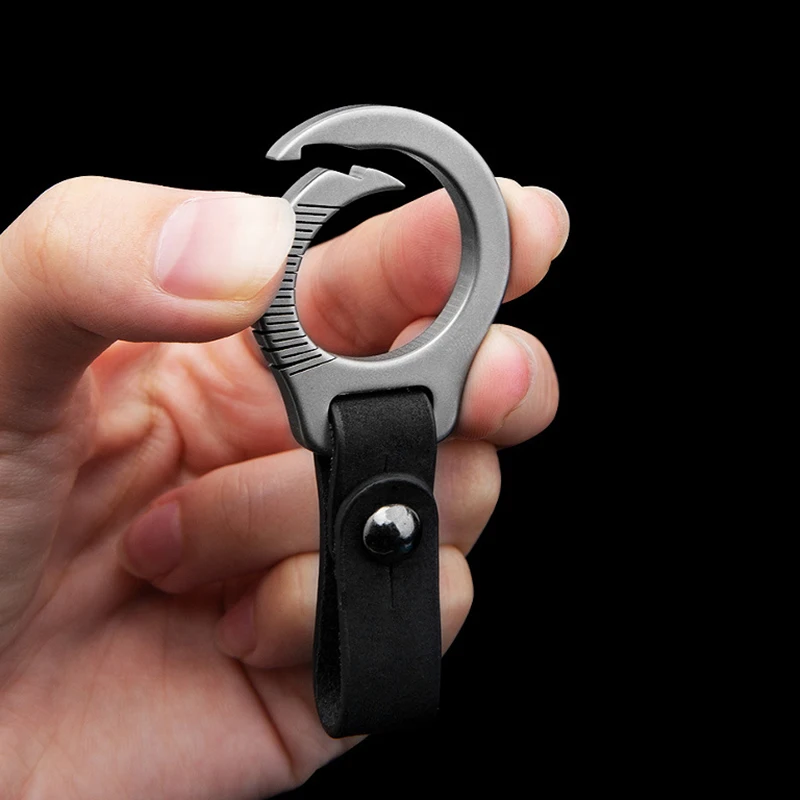 Titanium Alloy Carabiner Cowhide Leather Keychain Waist Belt Buckle Car Key Holder For Key Camping Survival EDC Outdoor Keychain titanium keychain