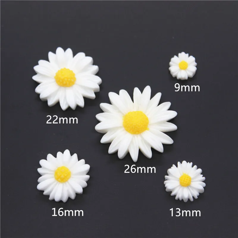 White Daisy Flower Resin Flatback Cabochon for DIY Jewelry and Phone Decoration
