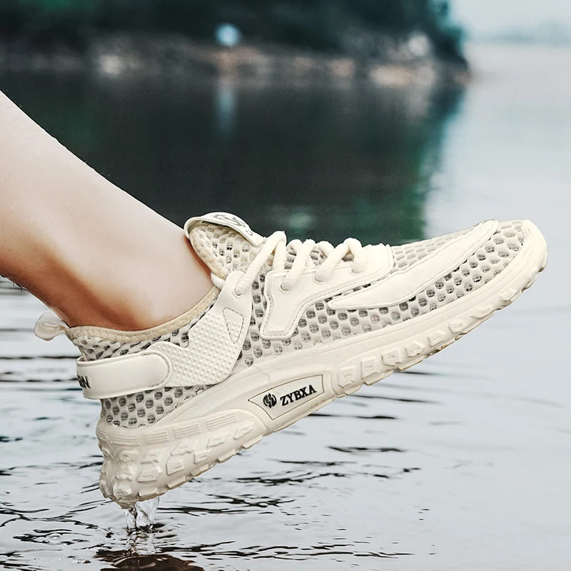 Men's Summer Breathable Lightweight Quick-Drying Sports Water Shoes Trendy Climbing aqua Shoes Athletic Sneakers