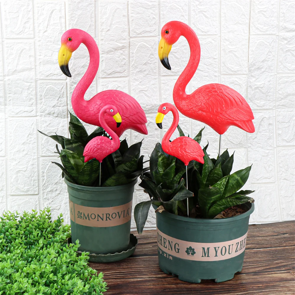 Charming Pink Flamingo Yard Decoration - Mini Garden Stake Ornament