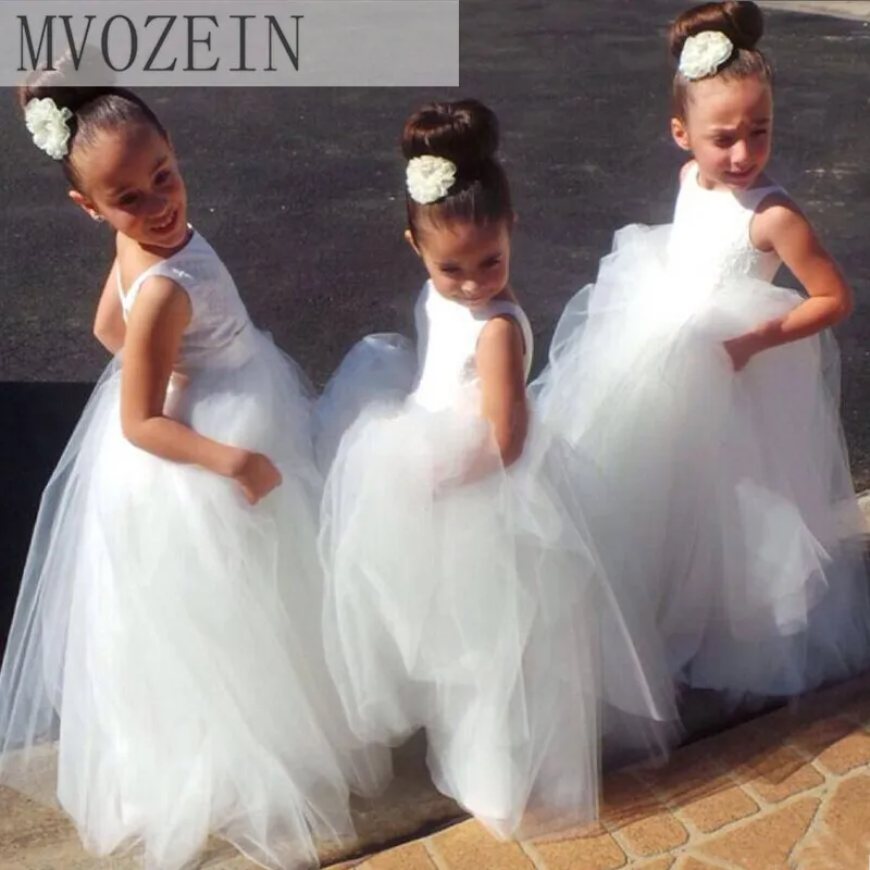 

Ivory Lace Kids First Communion Dresses Nude Crystal Pearls Belt Flower Girl Dress Girl Wedding Party Dress New Year 2023