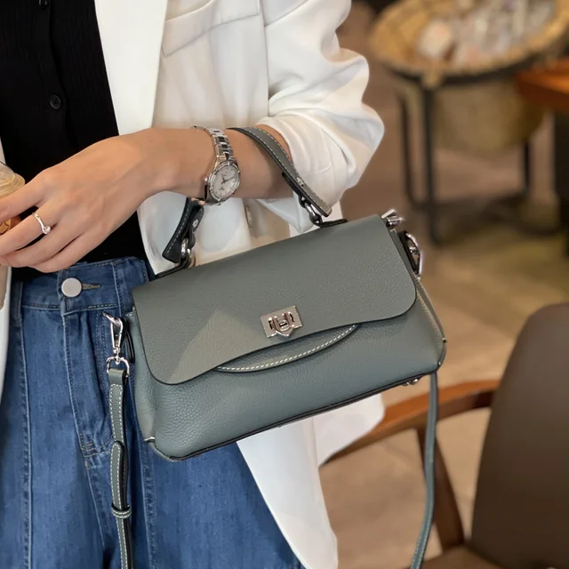 Women's Genuine Cowhide Leather Solid Color Crossbody Bag Casual Ladies Commute Handbag Luxury Designer Messenger Shoulder Bag 3