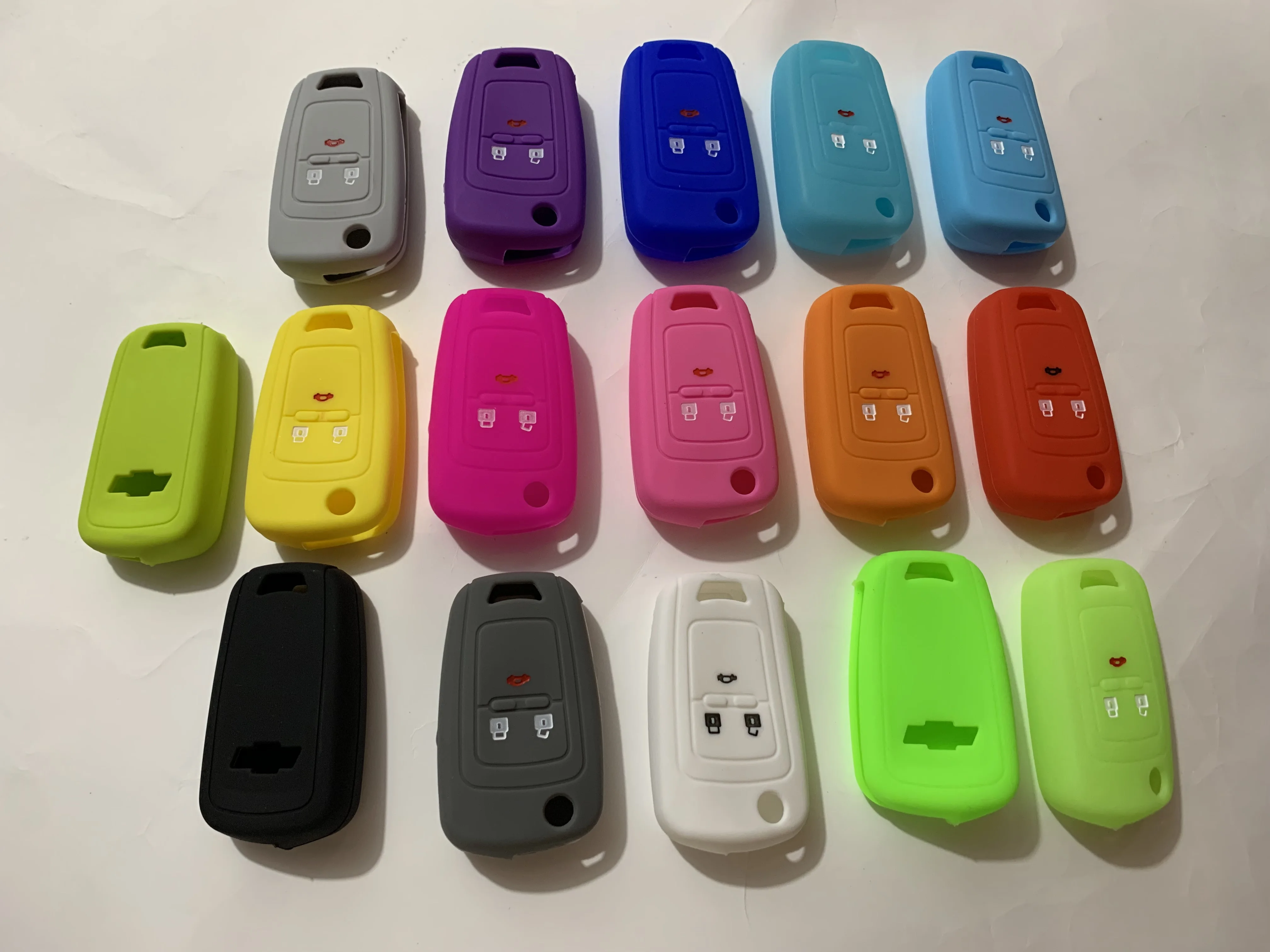 Pusakieyy 1Pc Silicone Case For Chevrolet CRUZE SPARK MALIBU VOLT Key Remote Holder Cover FOB 3 Buttons Shell Auto Accessories