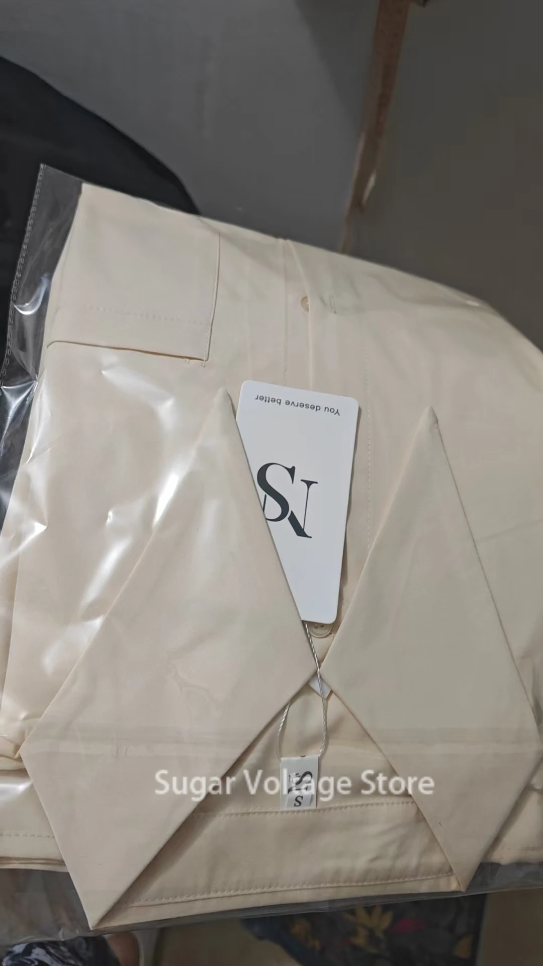 Description Picture 2 of itemFrench Elegant Look Younger Instantly Shirt Women's Retro Spring Turn-down Collar Long  Sleeve Blouse Casual Office Lady Clothes