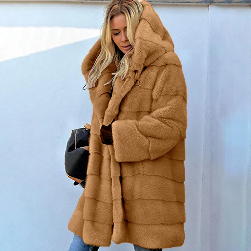 

2021 Women Long Sleeve Velvet Plus Size Out Wear Ladies Warm Autumn Winter Faux Fur Hooded Long Coats Oversized Elegant Overcoat