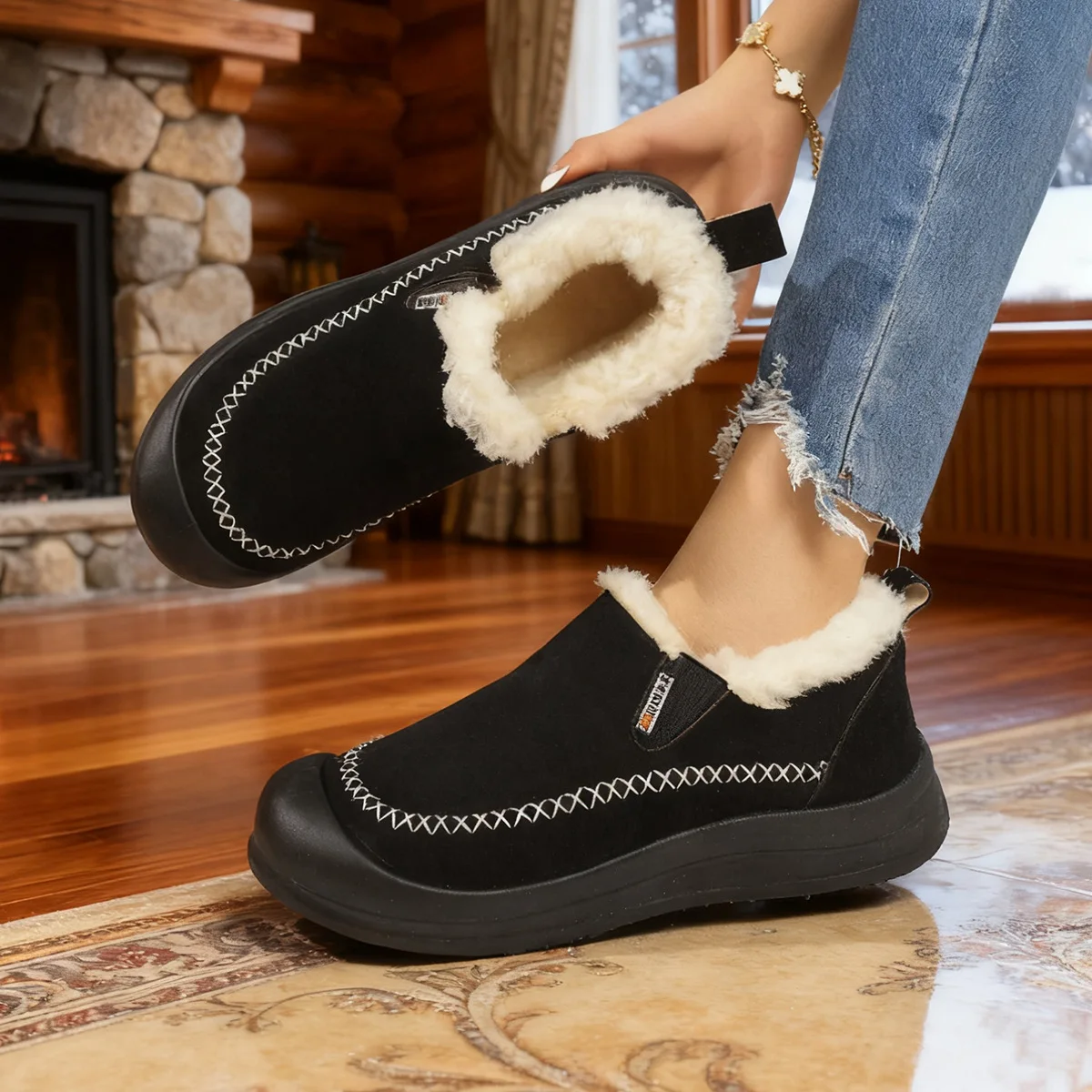 Women's Slip on Cotton Shoes 2025 Winter New Plush Thicken Outdoor Casual Warm Shoes Fashion Vintage Non Slip Comfort Snow Boots
