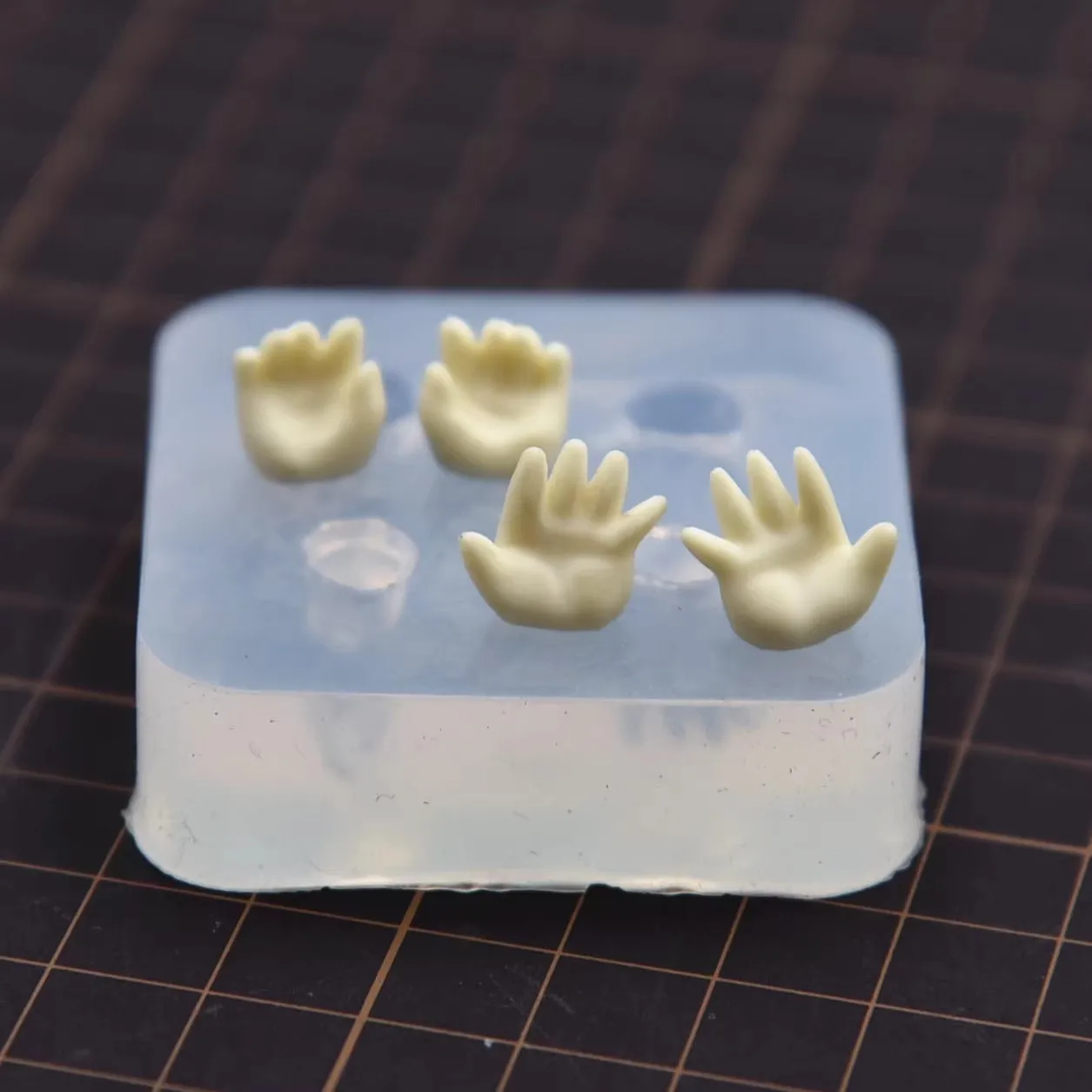 Mini Cute Pottery Clay Plam Silicone Mold Ultra Light Clay Mini Hand DIY Mold silicone mold