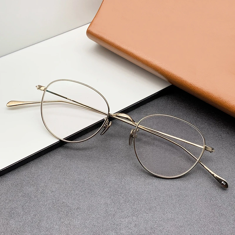 

Pure Titanium Retro Oval Glasses Frame for Men Women Ultralight Vintage Round Eyeglasses Japanese Classic Trendy Optical Eyewear
