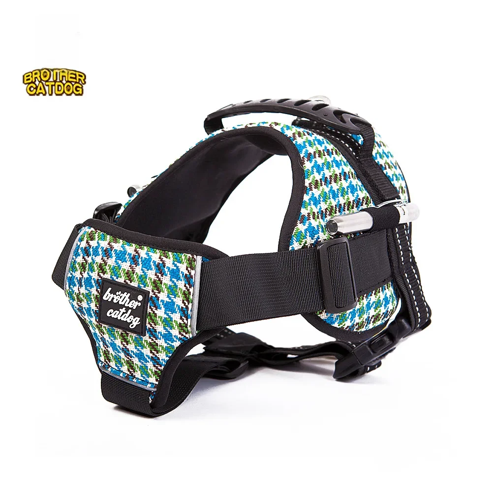 Venta caliente transfronteriza de Amazon Correa para el pecho para perros Correa para el pecho estilo chaleco para perros cómoda y reflectante nocturna Disponible en stock