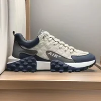 New Men's Running Sports Shoes Breathable Casual Thick Bottom Dad Shoes Comfortable Leisure Shoes for Students And Adults