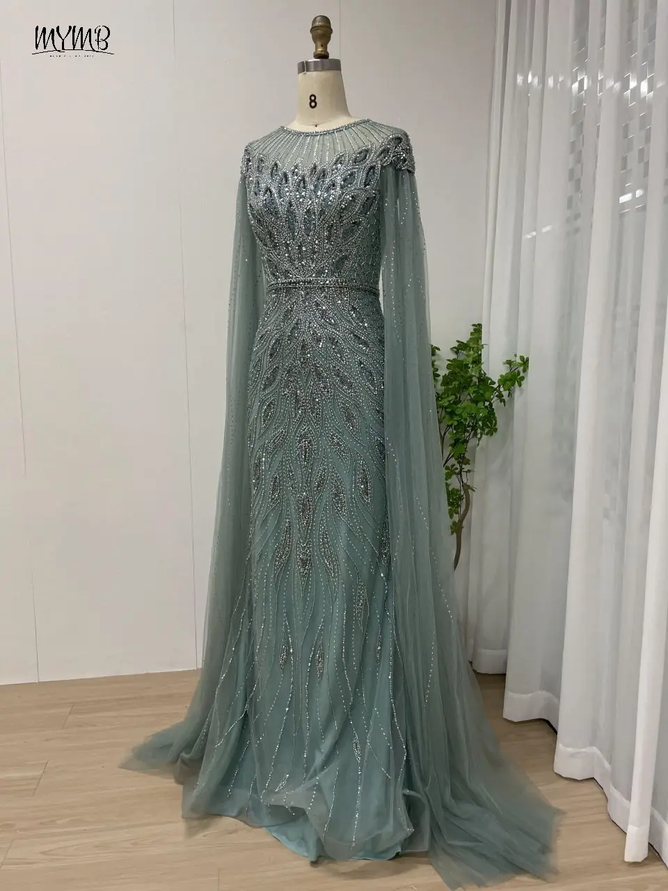 MYMB Grün Luxus Pfau Druck Meerjungfrau Frauen Winter Abend Party Kleider Dubai Elegante Cape Ärmel Hochzeit Gast Kleid MB40098 – Detail 9