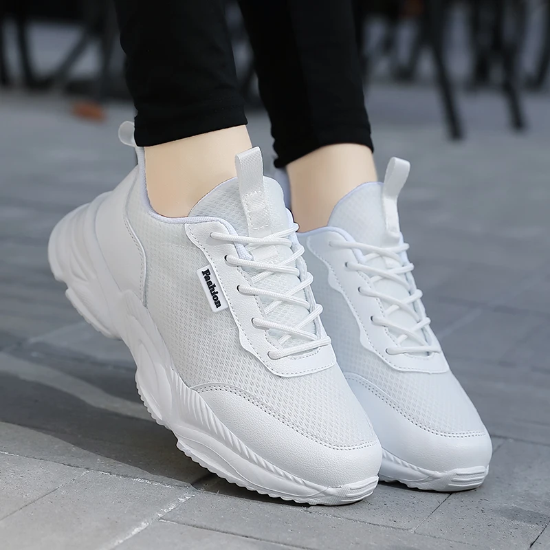 Women Sports Shoes Platform Women Tennis Sport Shoes Ultralight Breathable Mesh Sneakers Fashion Female Trainers