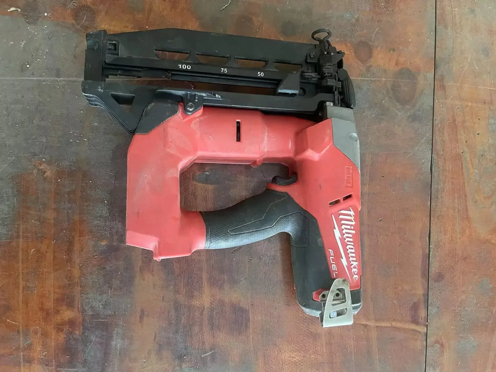 Milwaukee27412018VStraightFinishNailerUSEDSECONDHAND.jpg