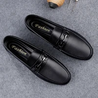 New Handmade Genuine Leathe Men Casual Shoes Comfortable Mens Loafers Slip on Flats Hot Sale Outdoor Walking Shoes Man Moccasins