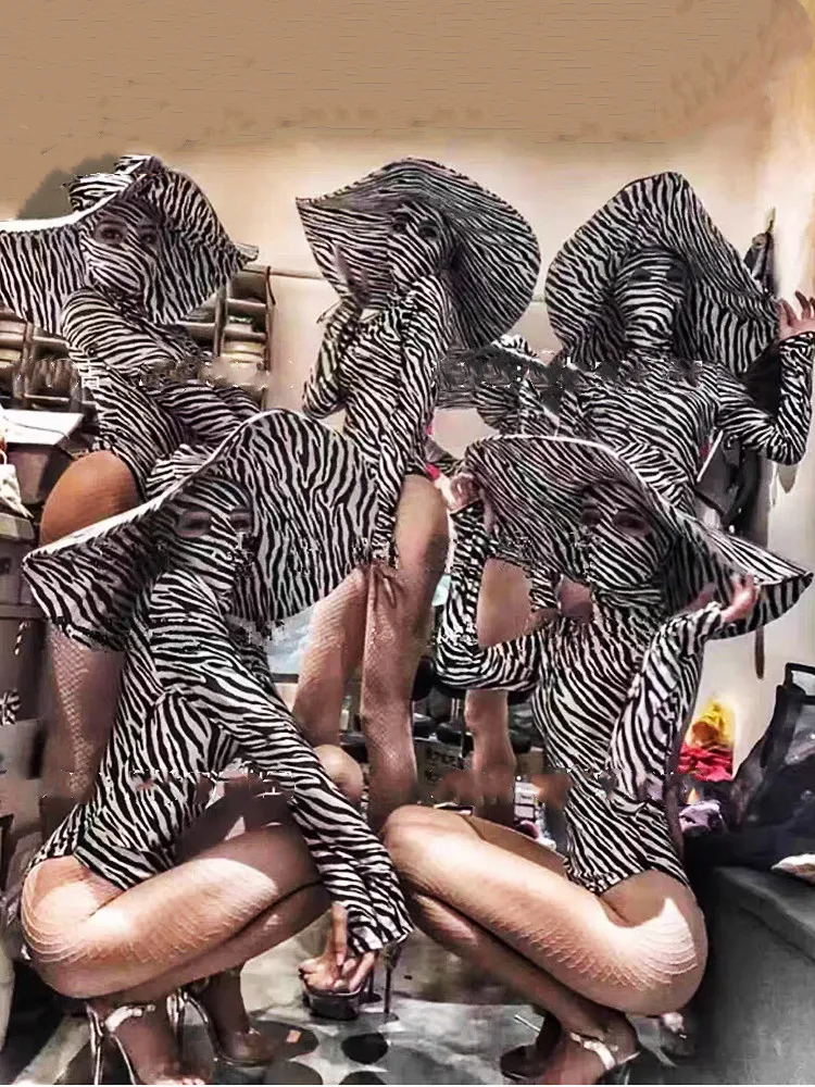 

Black White Zebra Stripes Bodysuit Big Hat Rave Outfit Nightclub Women Dance Team Performance Sexy Leotard Party Stage Costume