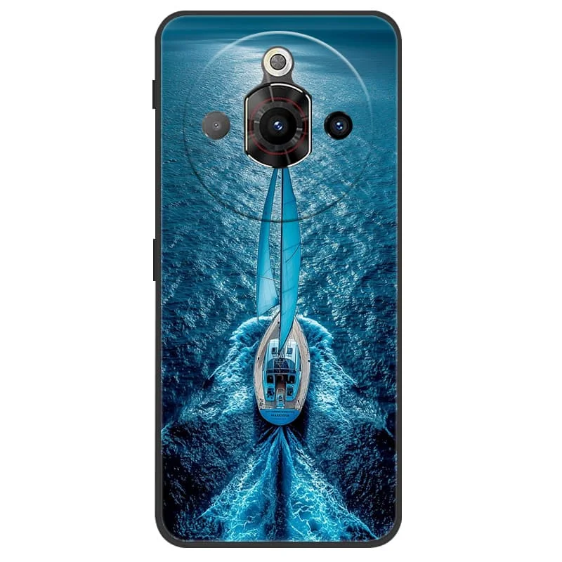 Astronaut Silicone Phone Case with Camera Protection - Stylish Back Cover  Coque