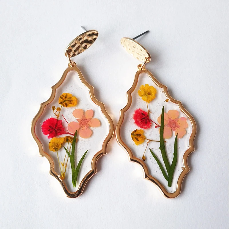 Unique Immortal Flower Earrings Epoxy Resin Pressed Flower Natural Earrings Sweet Floral Drop Earrings For Holiday Boho Jewelry e0bf water drop earrings epoxy resin mold handmade necklace keychain silicone mould