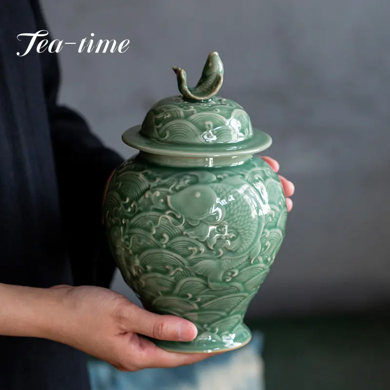 

Yue Kiln Celadon Tea Caddy Relief Sealed Pot Large-capacity TeaPot Household Storage Pot Embossed Unicorn Handmade tea organizer