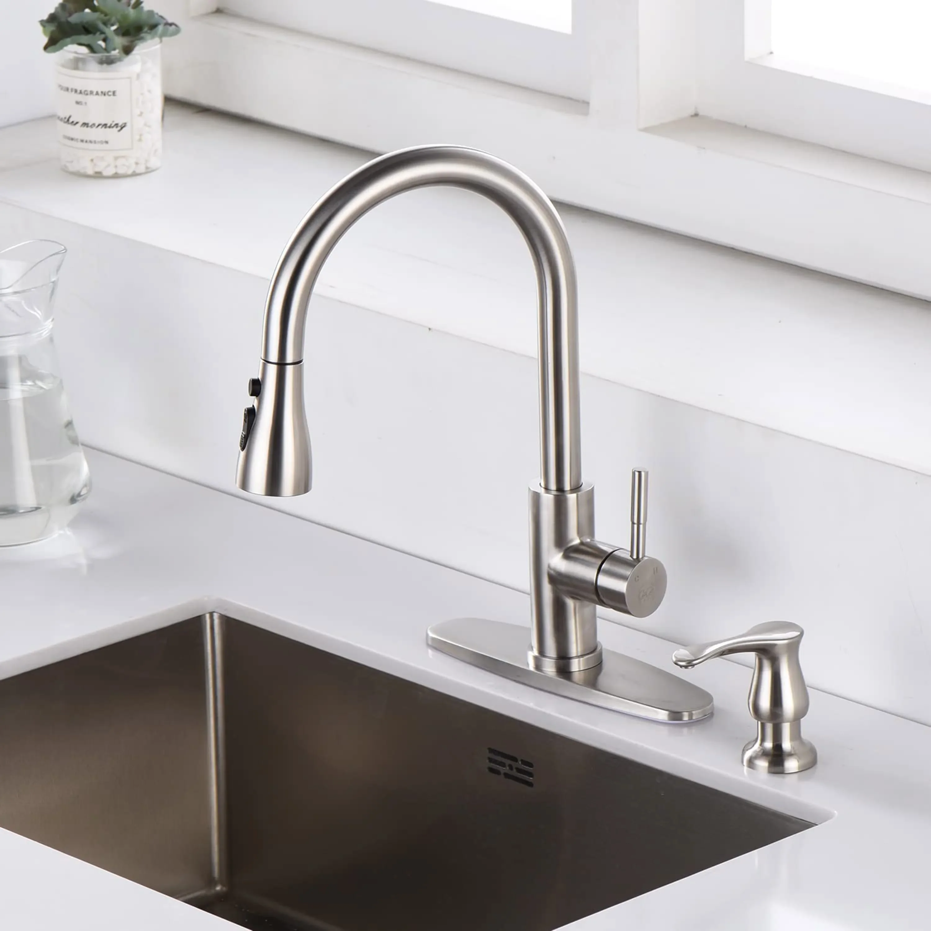 Efficient 500ml Press-Type Sink Soap Dispenser Durable ABS Construction Easy-Press Design Kitchen and Bathroom Accessory