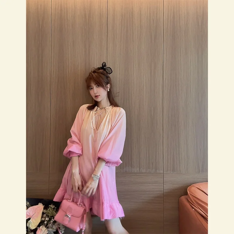 

Spring/Summer 2023 Elegant and Elegant French Dopamine Sweet Style Super Immortal Escaping Princess Pink Gradient Dress