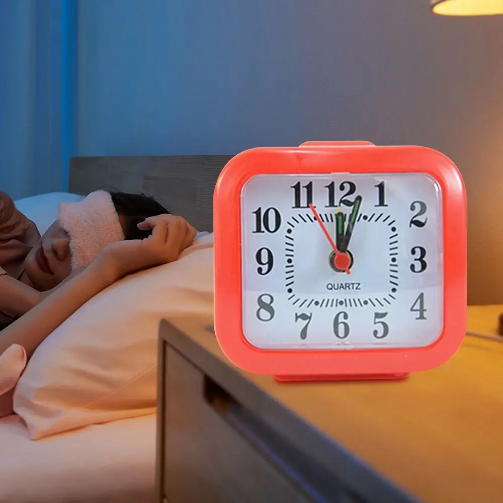 Description Picture 4 of itemBedside Small Silent No Tick Alarm Clock Quartz Battery Operated Wake Up Clocks Morning Alarm Clock Bedroom Desk Decoration