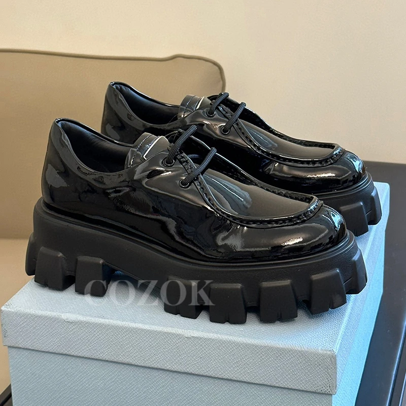 

New Ladies Leather Shoes Autumn Sewing Design Upper Thick Bottom Loafers Wear Resistant Height Increasing Female Leisure Shoes