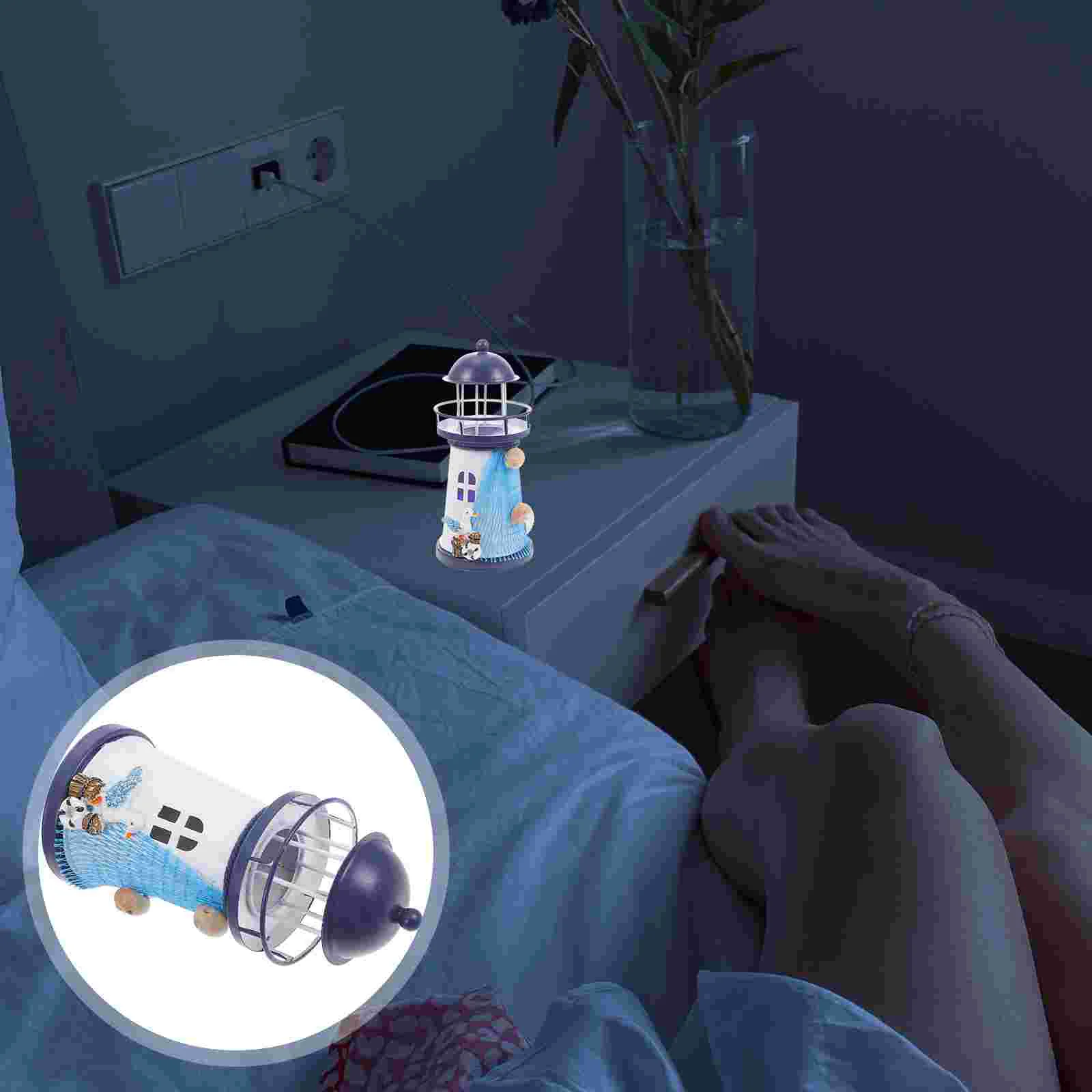 

Женский декоративный фонарь, яркая синяя и белая статуя