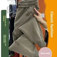 Thickened Fleece Women's Casual Pants Loose Slimming Comfortable Cotton Trousers Popular Sporty Loose Fit Ladies Jeans