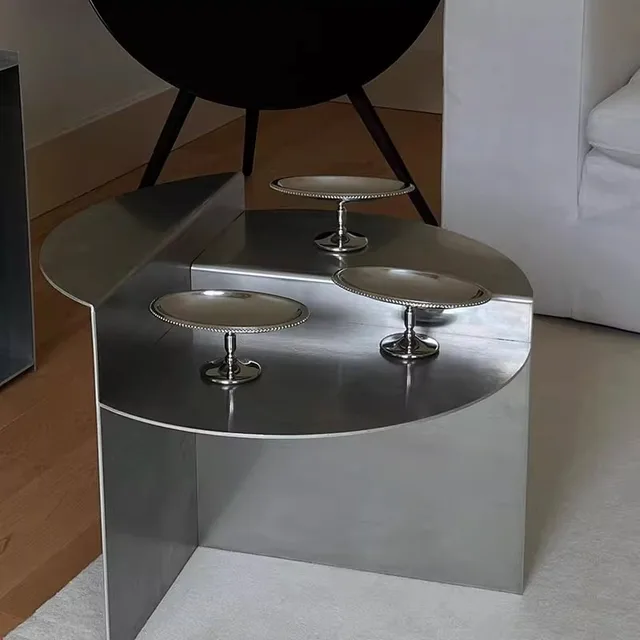 Table d'appoint minimaliste en métal pour canapé, Table basse ronde en acier inoxydable, Table d'appoint design, meubles de salon du milieu du siècle 1