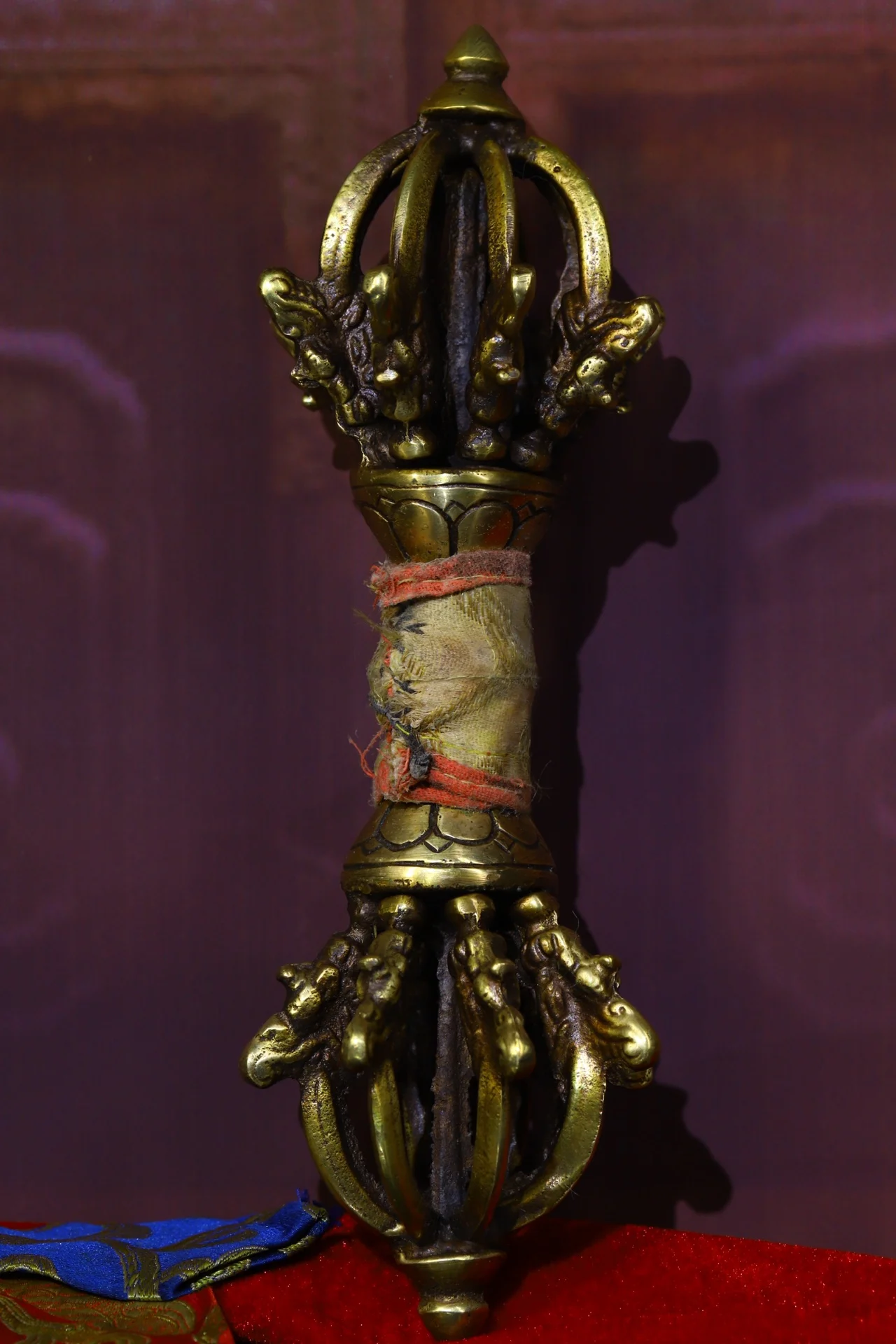 

9"Tibetan Temple Collection Old Bronze Nine shares Vajra Dorje Vajra Phurba Amulet Dharma worship hall Town House Exorcism