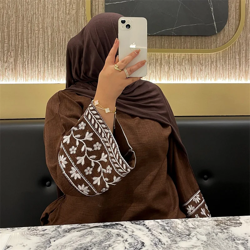 

Dubai Saudi Abaya Muslim Women Embroidery Long Maxi Dresses Turkey Kaftan Eid Ramadan Islamic Arab Robe Modest Vestidos Jalabiya