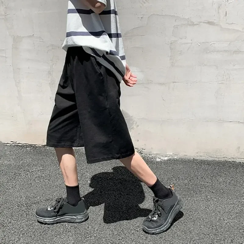 2024 New Men Baggy Sweatpants Shorts Straight Wide Casual Elastic Waist Black Gray Jogging Male Knee Length Short Pants 4