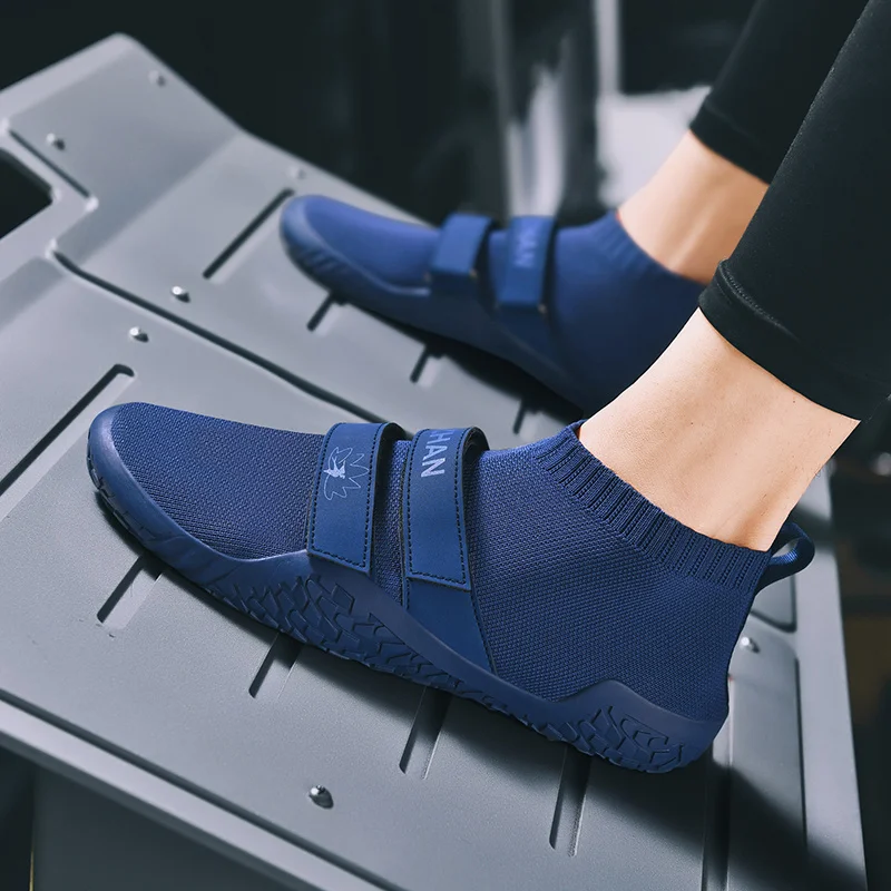 Unisex Powerlifting Deadlift Sumo Slippers Yoga Gym Beach Sports Shoes Sumo Sole Portable Sneakers Soft Bottom Training Footwear weight lifting shoes